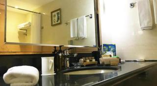 Gold Source Sunshine Hotel - 4