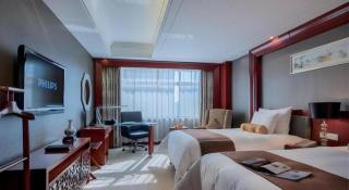 Gold Source Sunshine Hotel - 1