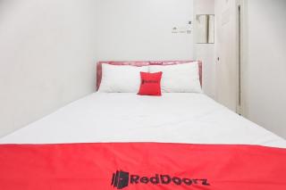 RedDoorz Syariah Near STEKOM Semarang - 3