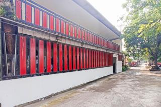 RedDoorz Syariah Near STEKOM Semarang - 2