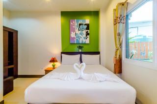 Baan Yuyen Karon Guesthouse - Karon Beach - 3