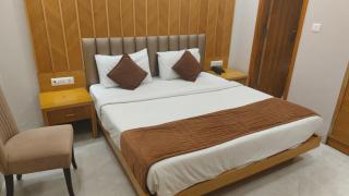 Himalaya Palace by SG Hispitality - 7