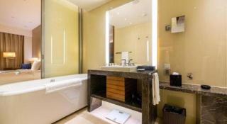 New World Guiyang Hotel - 9