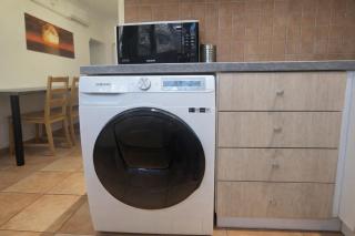 Comfort 28 Great Value Apartment - Miskolc - 4