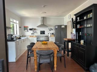 Camps Bay Accomodation with pools - 6