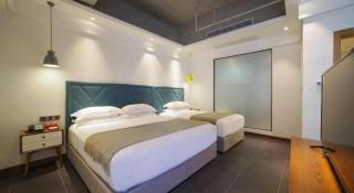 Qiandao Lake CBS Beer Spa Hotel - 8