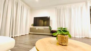 Modern Family Retreat in the Heart of Brabham - West Swan - 8