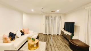 Modern Family Retreat in the Heart of Brabham - West Swan - 6