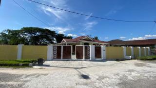 Muslims LakeView Private Pool Villa Ipoh - 4