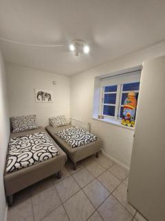 Cozy Airport stay - 7