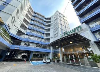 J Town serviced Apartments&hotel - 0