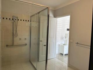 Luxary accommodation - 8