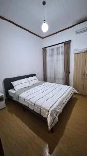Comfortable sharia homestay, prime downtown location - 5