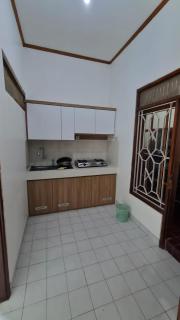 Comfortable sharia homestay, prime downtown location - 2