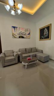 Comfortable sharia homestay, prime downtown location - 1