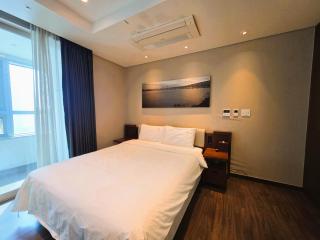 Haeundae W Residence Hotel - 8