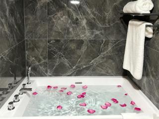 Kinno International Hotel - 1