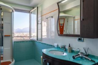 1 Min to Center Apartment with Panoramic View - 2