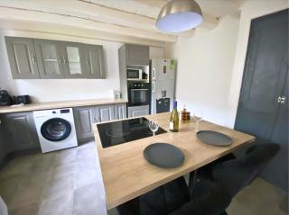 Appartement plein centre wifi terrasse - 9