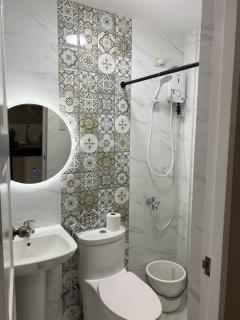 Daniel's Comfort Studio - 5