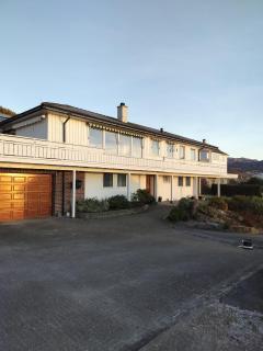 Rom med eget bad og fin utsikt Preikestolen Strand - 0