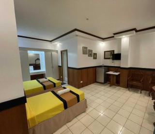 Palette Gems Hotel and Conference Center - 1