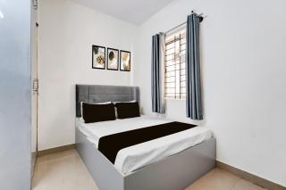 SPOT ON by OYO Vasantha Suits - 2