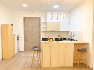 Whole 1BR apartment, Krisvue D2 - 3