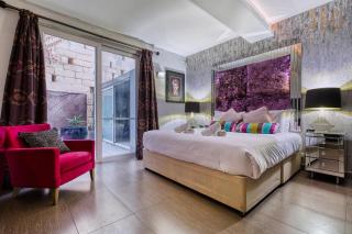 Sea-View Terrace Maisonette, steps from Paceville by 360 Estates - 6