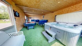 Concorde Aérogare 25pers jacuzzi, baby airhockey - 2