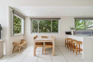 Entice at Hyams - pet-friendly beachfront home - Hyams Beach - 3