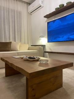 Modern En-Suite 2BR Near Casa Voyageur Parking & Wi-Fi - 4