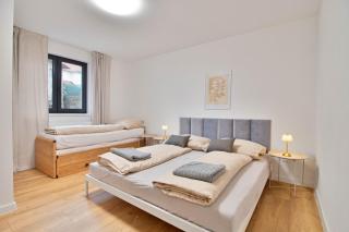 City appartments - parking, self check in, terrace - 7