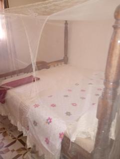 The Lakeside Beach Hotel - 6