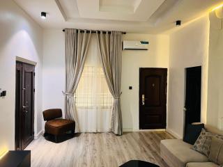 SKYKLASS Luxury home serviced apartment 24hrs Light smart tv smart home and water heater - 1