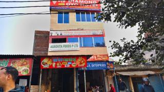 SPOT ON Diamond Hotel - 9