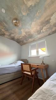 Art and Elegance, Family Friendly 2Bedroom Apartment near Frankfurt Airport, Free Parking - 7