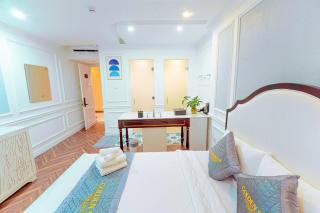 Golden Sun Hotel 8 - SECC Exhibition - 4