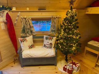 Santa Kota, Christmas cottage - 3