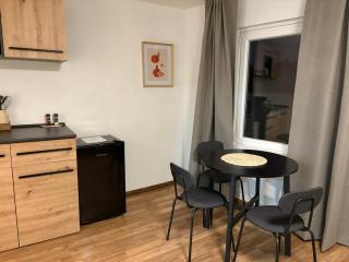 Neues Apartmenthaus mit 4 Wohnungen im Zentrum - 3
