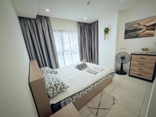 Pattaya Modern 2BR Condo Rooftop Swimming Pool Pratumnak - 2