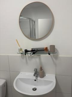 Neues Apartmenthaus mit 4 Wohnungen im Zentrum - 8