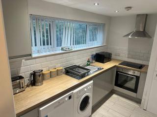 Willow House Sleeps 4 Family Travel Seaside Stay - 8