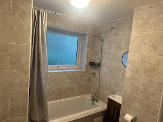 Willow House Sleeps 4 Family Travel Seaside Stay - 2
