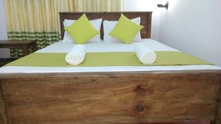 Lake Breeze Family Resort - 7