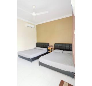 OYO 91271 Cik Ein Homestay - 0