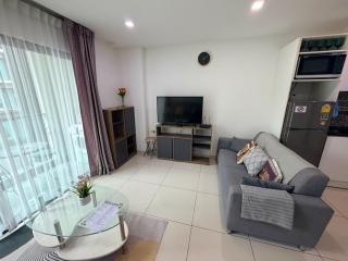 Pattaya Cozy 2BR Condo Rooftop Swimming Pool Pratumnak - 7