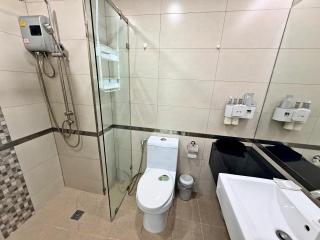 Pattaya Cozy 2BR Condo Rooftop Swimming Pool Pratumnak - 1