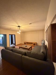 Lakeview Modern spacious apartment in the hills! - 0