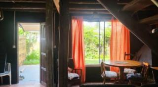 Casa al fondo de dos pisos con 3 habitaciones con entrada independiente - 3